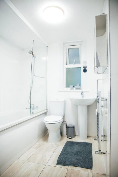 3 Bed Flat With Balcony Central London Eksteriør billede
